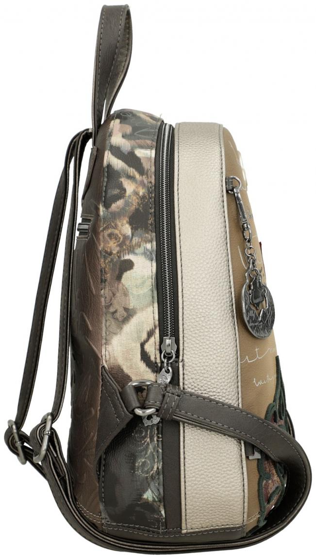Statementrucksack beige taupte bestickt Anekke Real Manifesto