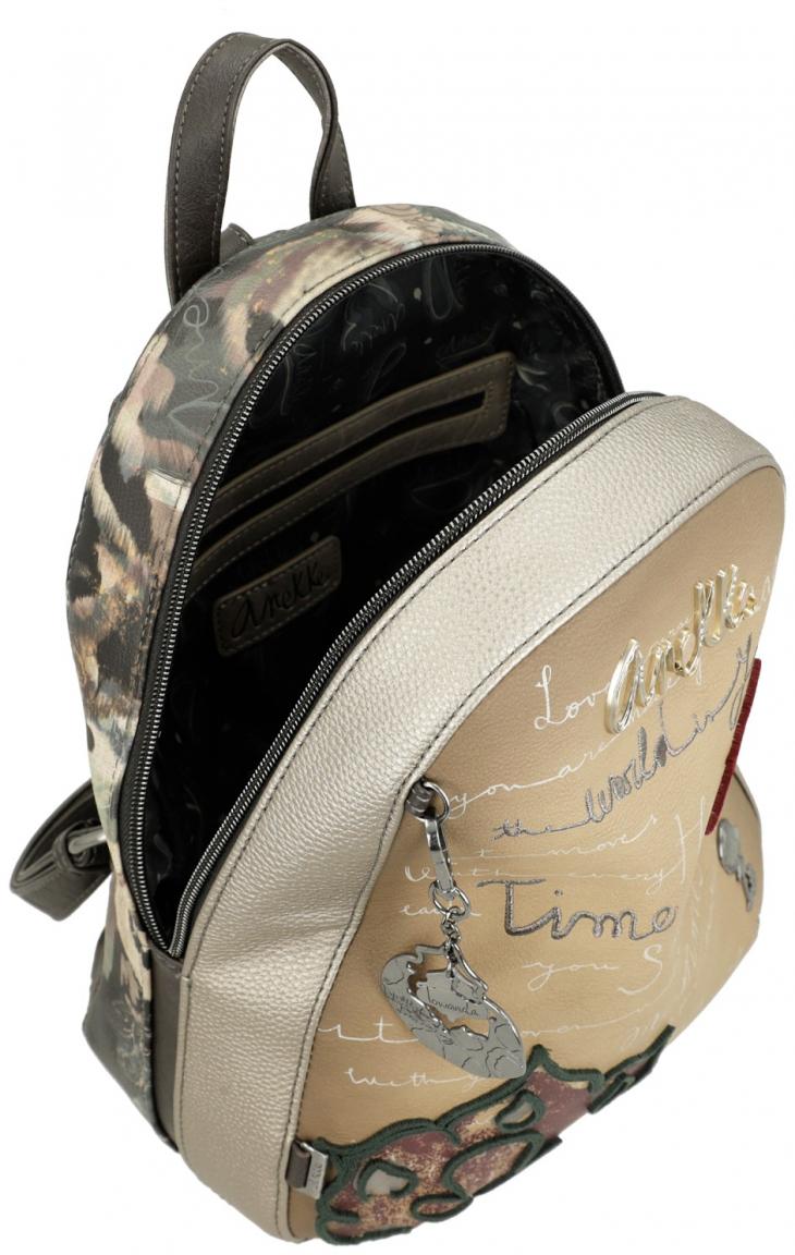 Statementrucksack beige taupte bestickt Anekke Real Manifesto
