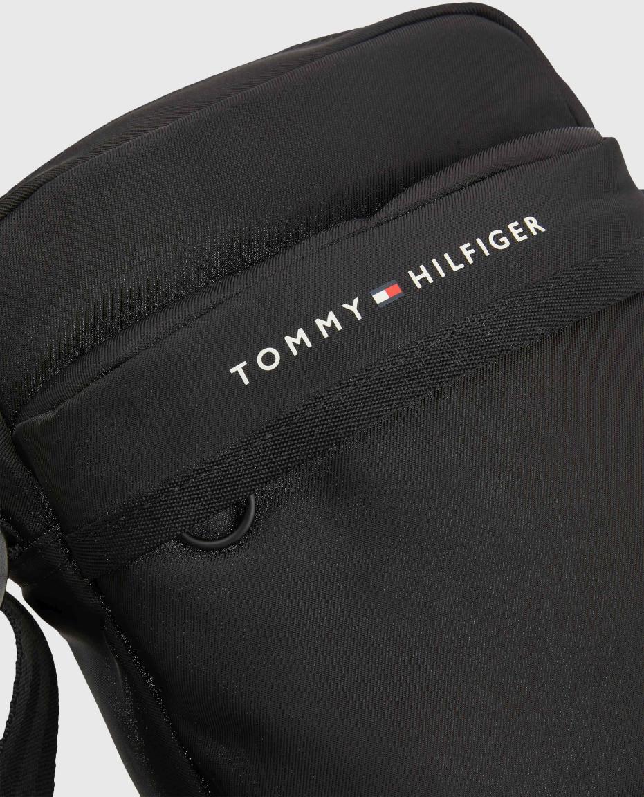 Tommy Hilfiger Crossovertasche Männer Skyline Mini Reporter Schwarz