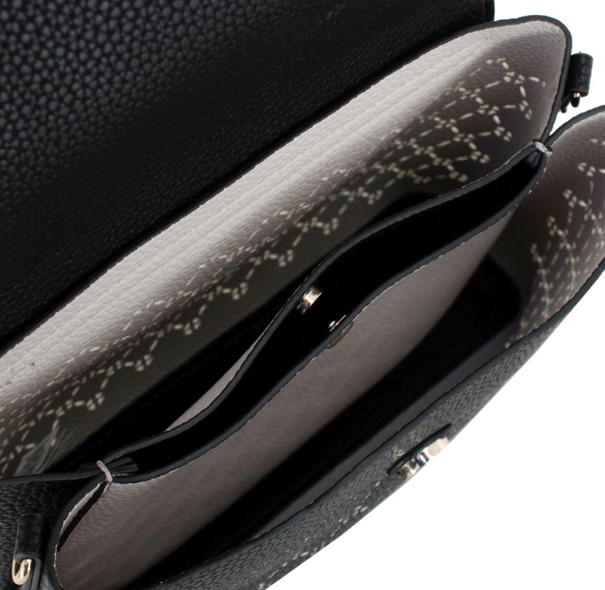 Überschlagtasche Guess Amara Black Cutout Muster Kurzgriff 