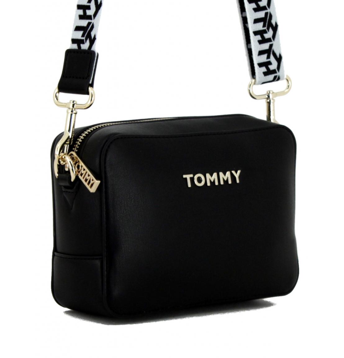 Umhängetasche Iconic Camera Bag Black schwarz Tommy Hilfiger Bags & more