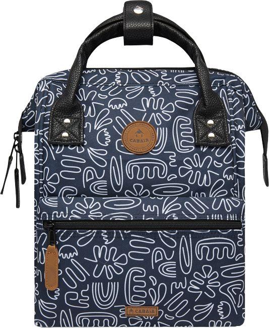 auffälliger Freizeitrucksack schwarz weiß Print Cabaia Adventurer Small Amiens