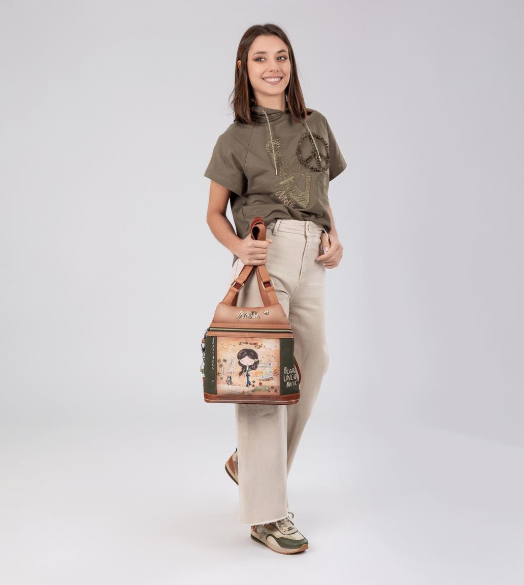 diebstahlsicherer Citybackpack Anekke Peace & Love Hippie Camel 