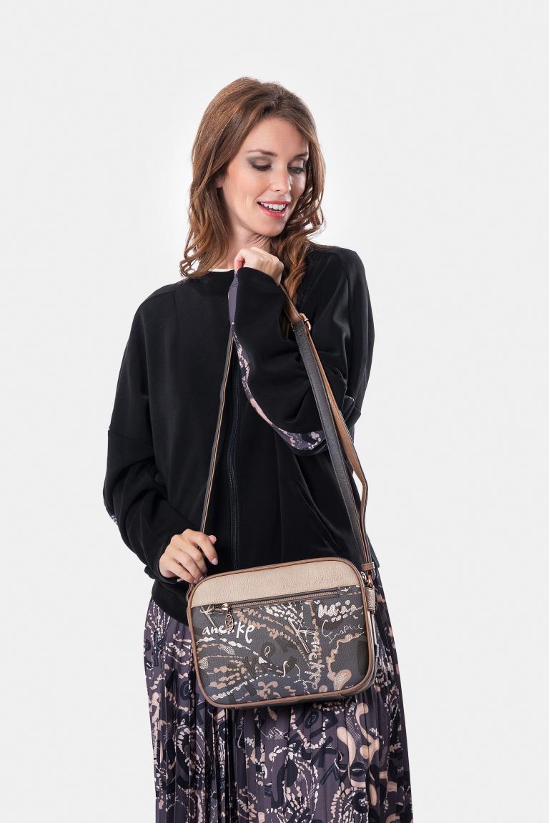 dreigeteilte Crossbody Bag dunkelbung Anekke Real Intentions