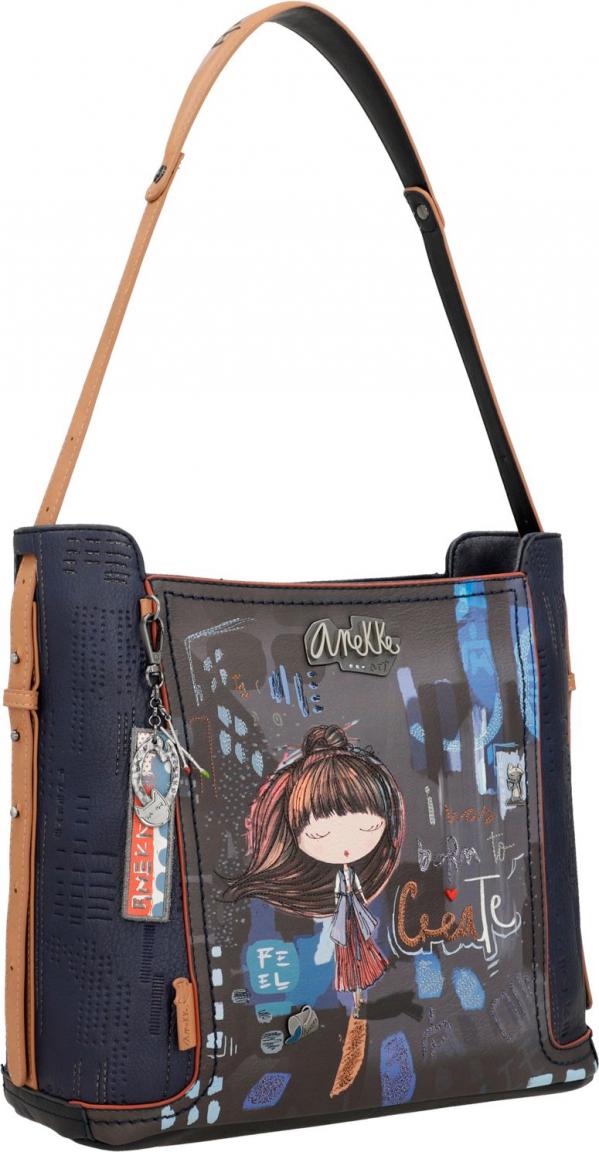 dunkelblaue Beuteltasche bunt Print Anekke Contemporary Japan Großstadt