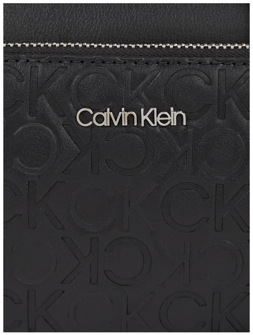 elegante Schultertasche schwarz geprägt Calvin Klein CK Must
