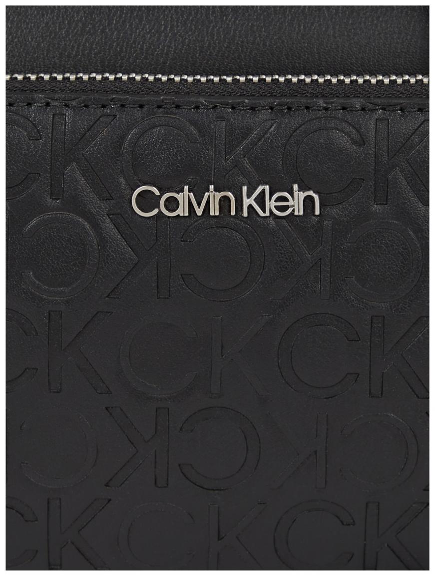 elegante Schultertasche schwarz geprägt Calvin Klein CK Must