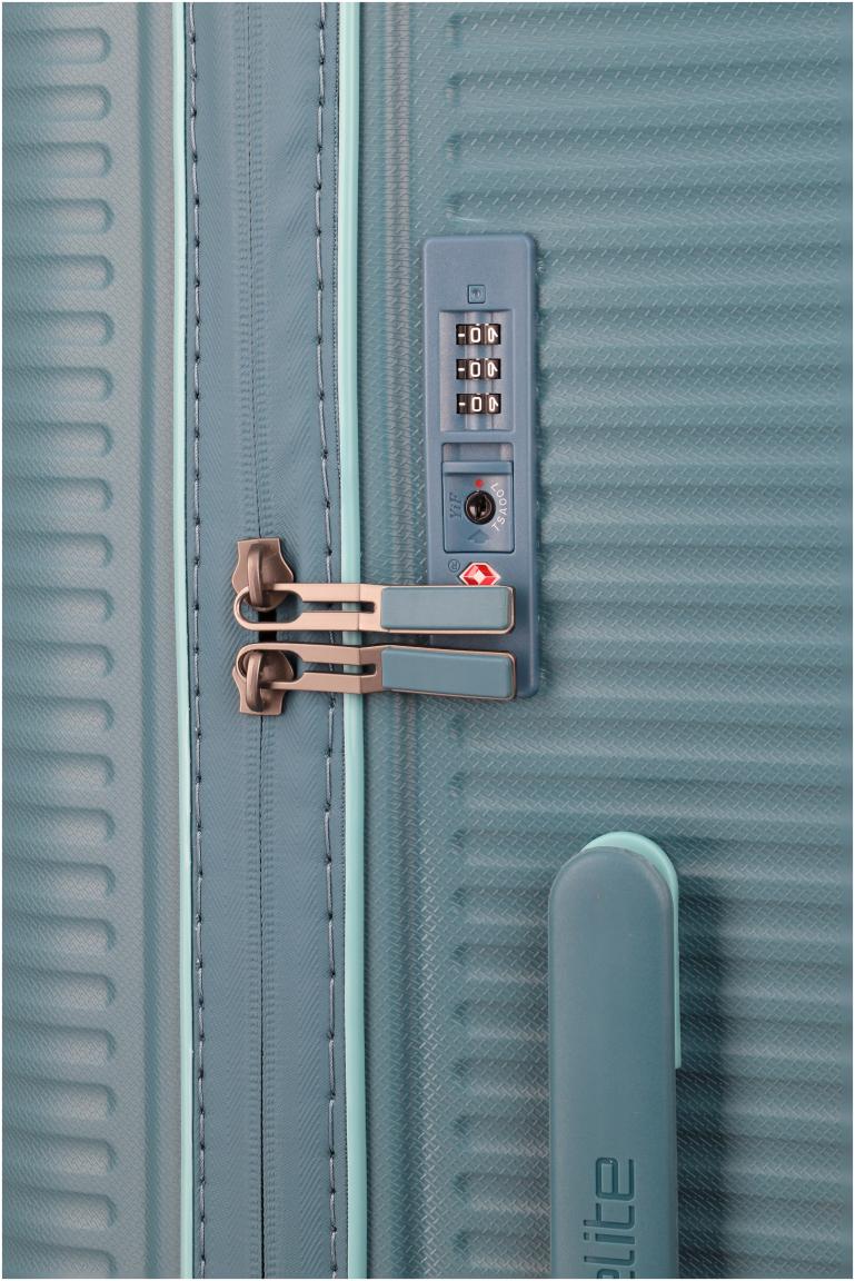 erweiterbarer Hartschalenkoffer Travelite Roomer 4w Trunk M 66cm Aqua