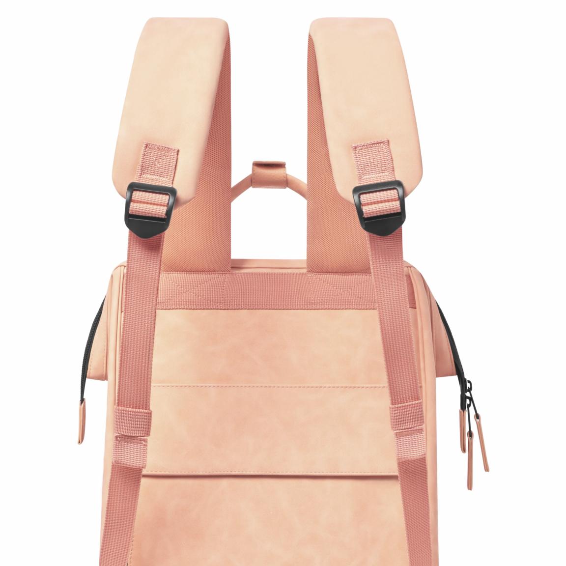 femininer Tagesrucksack Cabaia Adventurer Medium Como Baby Salmon Lachsfarben