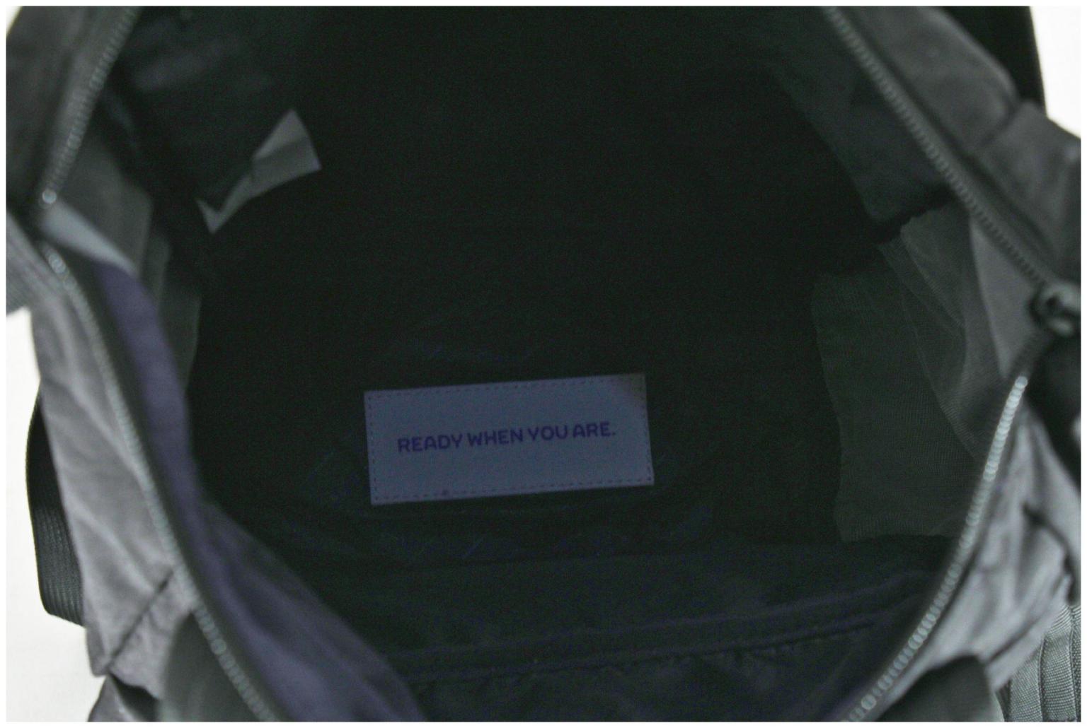 flexibel Cabaia Pack Bag Berlin faltbarer Rucksack crossover schwarz