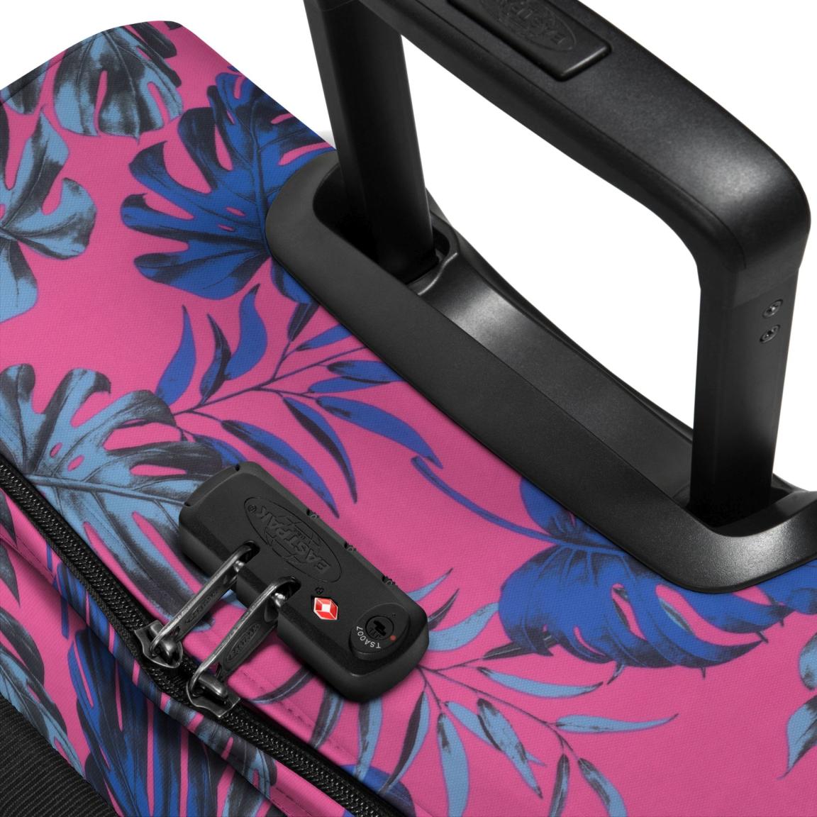 großer Reisetaschentrolley 2 Räder Eastpak Tranverz L Monstera Pink 