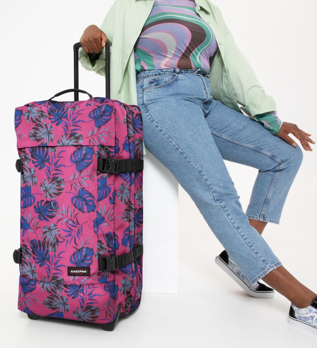 großer Reisetaschentrolley 2 Räder Eastpak Tranverz L Monstera Pink 