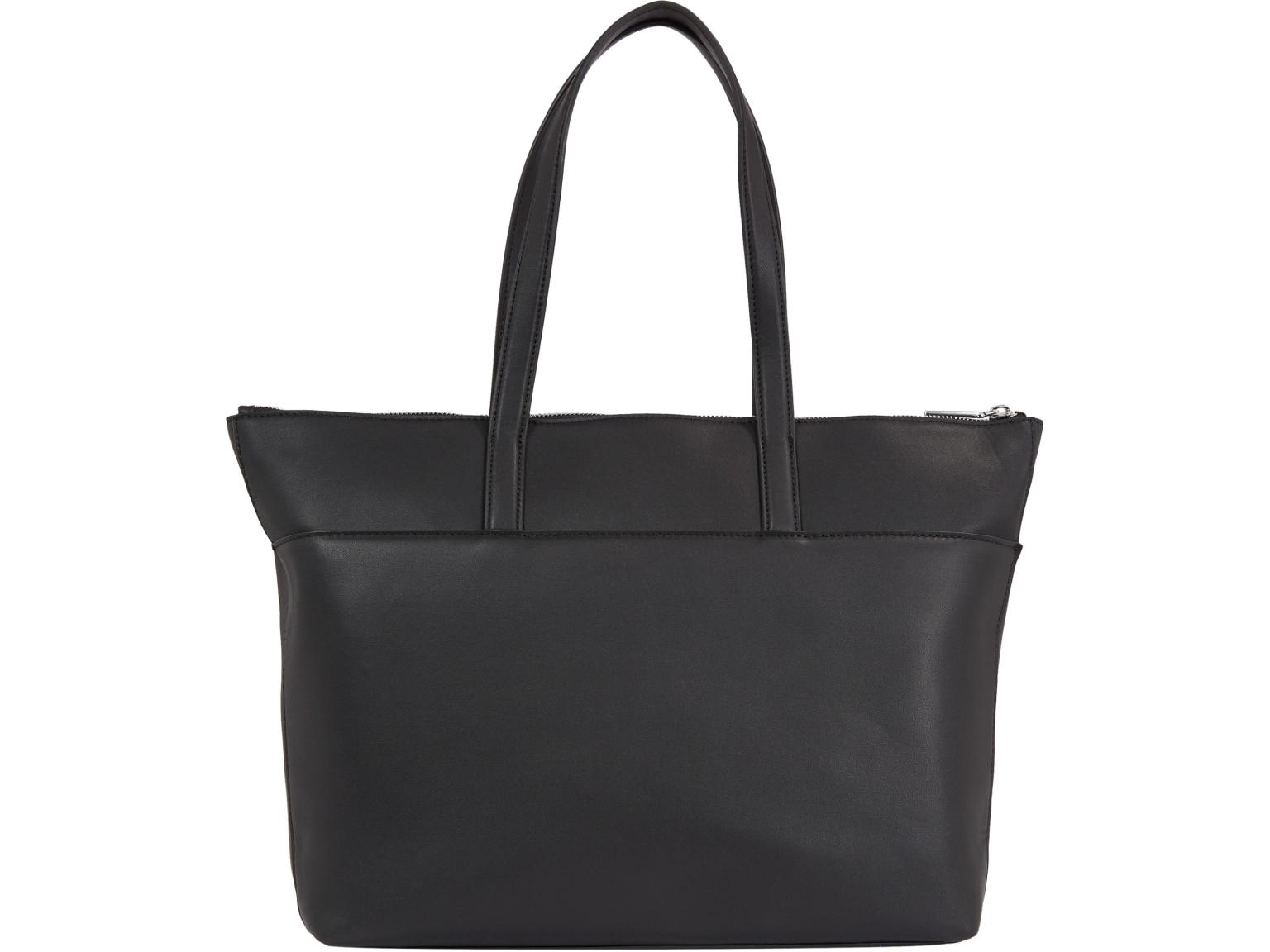 klassischer Shopper CK Must Calvin Klein schwarz Monogrammanhänger