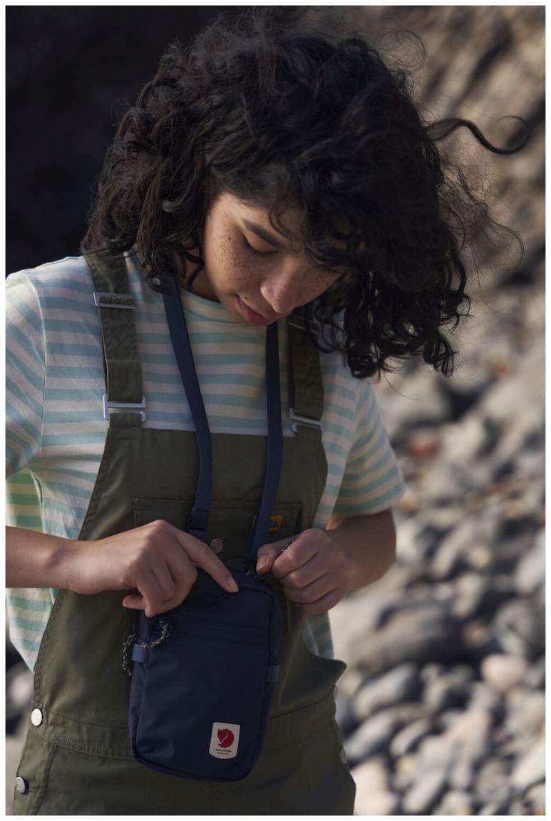 maritime Nylontasche klein Fjällräven High Coast Pocket Navy