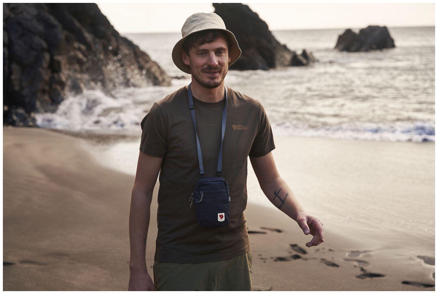 maritime Nylontasche klein Fjällräven High Coast Pocket Navy