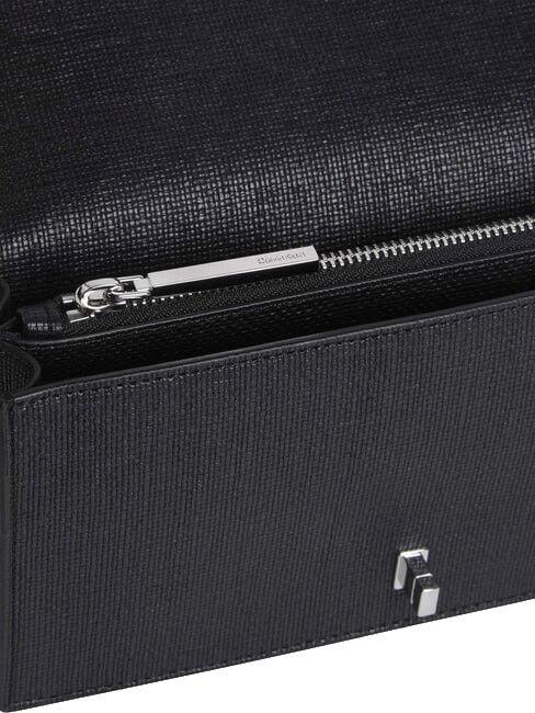 schwarze Umhängetasche mit Leinenstruktur Calvin Klein Mini Chain Black