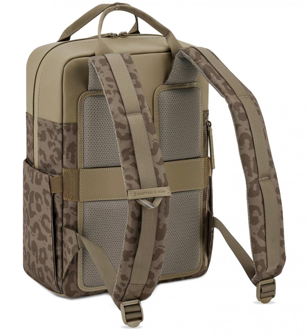 stylischer Rucksack Bergen Pro Leopardenmuster Dark Brown KAPTEN UND SON