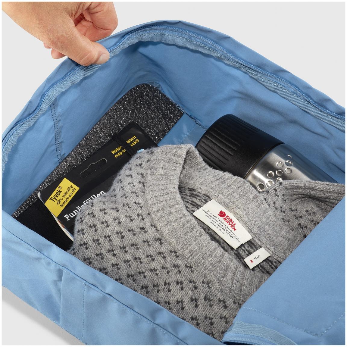 weinroter Freizeitrucksack Fjällräven Kanken Blackberry