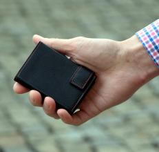 Secwal Geldtasche RFID Kartenschutz schwarz mit roter Naht