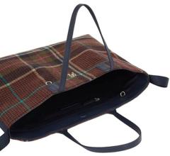 Henkeltasche in bunter Filzoptik Hilfiger Iconic Green Check Etui