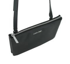 Umhängetasche mit Alloverprägung CK Must DBL Crossbody Calvin Klein