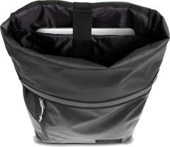 Up Roll Eastpak Tarp Black Glanzbeschichtung Freizeitrucksack mit Rolltop