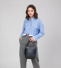 Anekke dunkelblaue Crossovertasche bestickt Hollywood Studio Navy