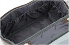 Guess Beautycase Berta Travel Latte Logo beige braun