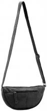 schwarze FREDsBRUDER Crossovertasche Riffel Halfmon Leder