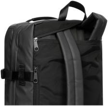 Travelpack Tarp Black Eastpak Reisetasche mit Rucksackfunktion Beschichtung
