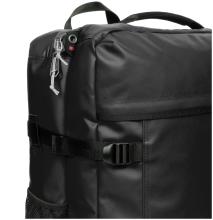 Travelpack Tarp Black Eastpak Reisetasche mit Rucksackfunktion Beschichtung