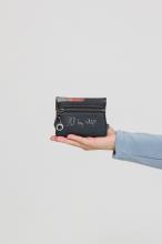 Anekke Kisslockbörse rot Glitzersteine Muse metallic Eikon Überschlag