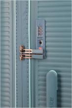 erweiterbarer Hartschalenkoffer Travelite Roomer 4w Trunk M 66cm Aqua