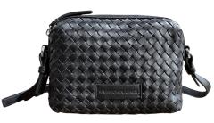 Les Visionnaires Umhängetasche Lynn Weave Silky schwarz Flechtoptik