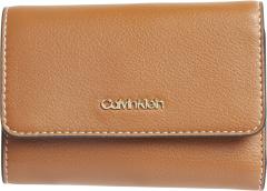 Cognacbraun Calvin Klein Portmonee Trifold Must Small Datensicherheit
