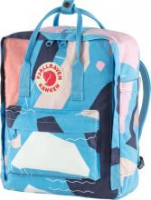 gemusterter Rucksack Fjällräven Kanken Art hellblau rosa